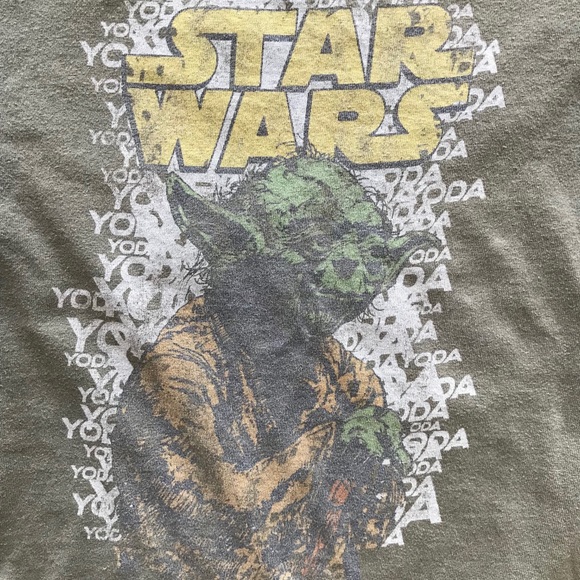 Star Wars Yoda T-Shirt - Picture 2 of 2